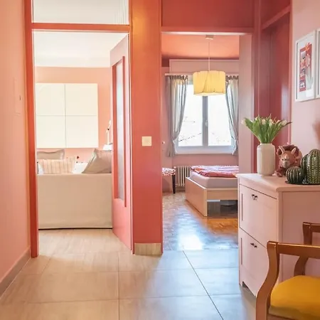 Apartment Rose House -